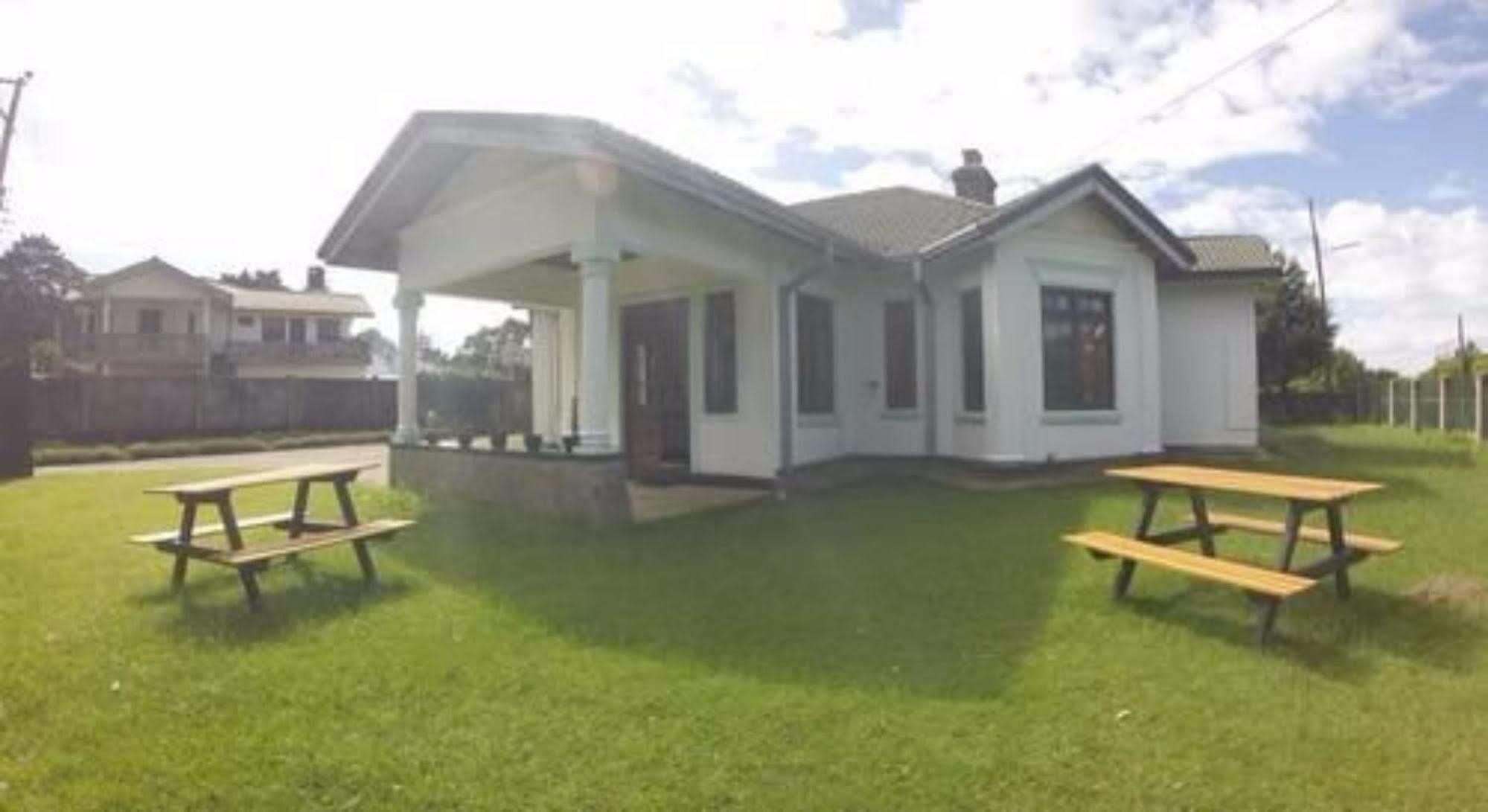 Nuwara Eliya Hostel By Backpack Lanka ภายนอก รูปภาพ